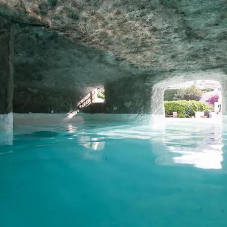 Grand Santa Domitilla بونسا