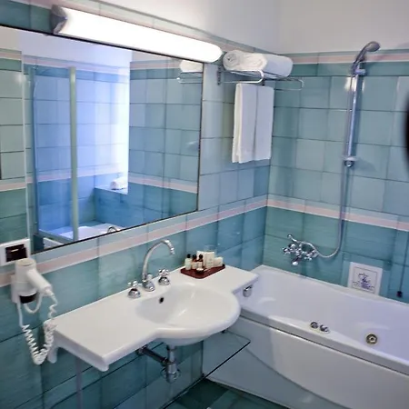 Grand Santa Domitilla 4*