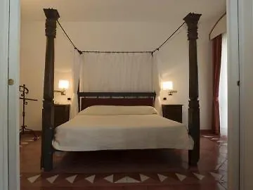 Grand Santa Domitilla Hotel 4*